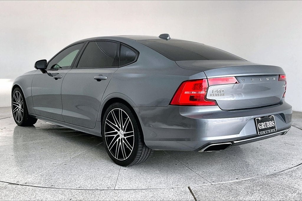 2020 Volvo S90 T6 R-Design