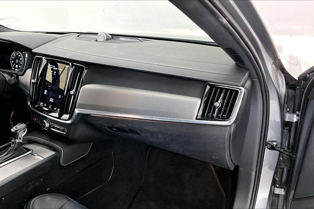 2020 Volvo S90 T6 R-Design