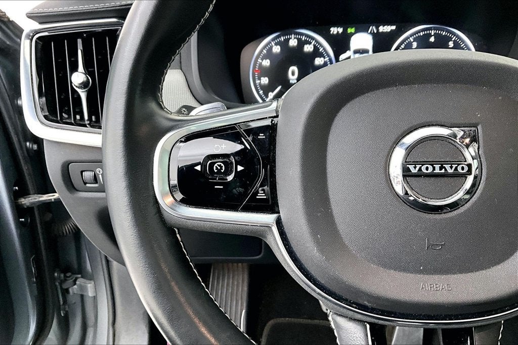 2020 Volvo S90 T6 R-Design