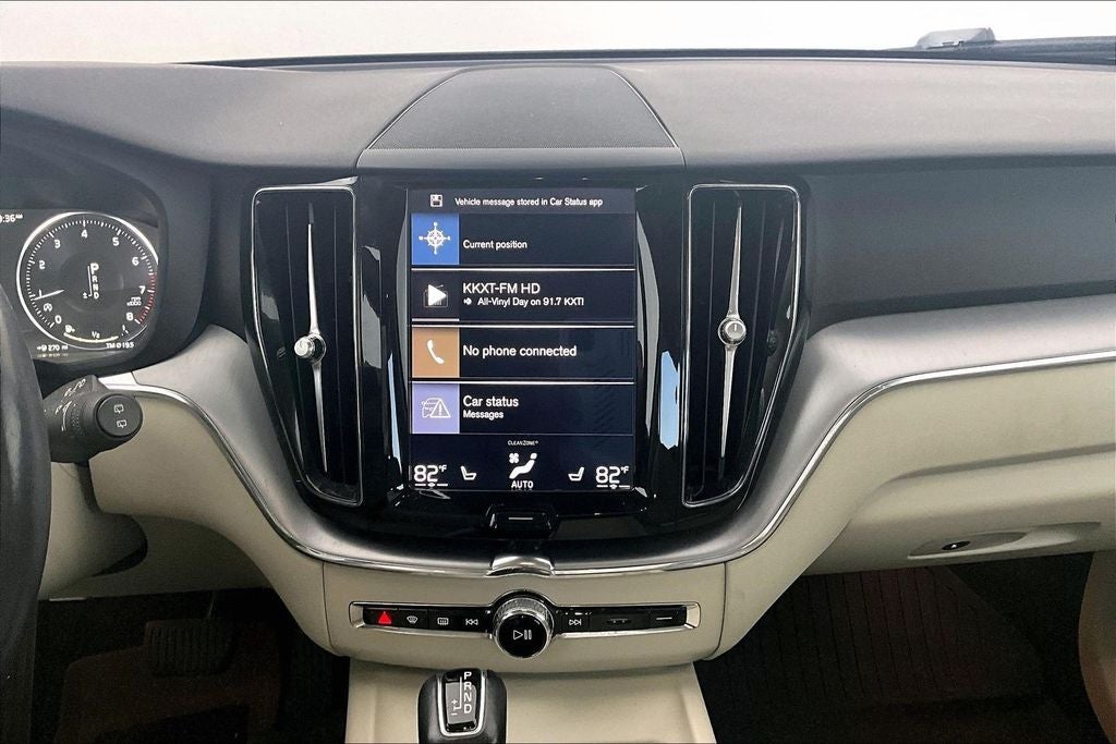 2018 Volvo XC60 T5 Momentum