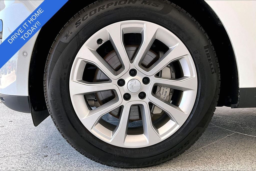 2025 Land Rover Range Rover Sport SE