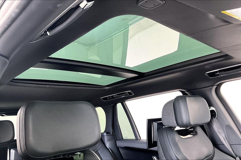 2023 Land Rover Range Rover SV