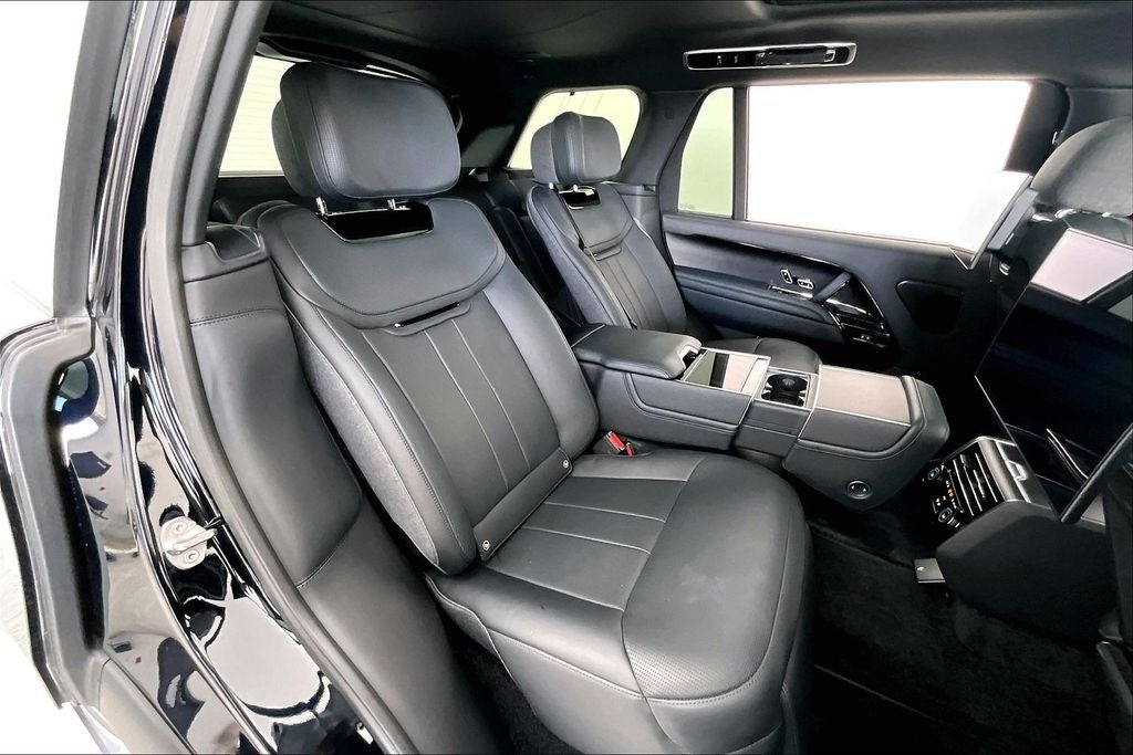 2023 Land Rover Range Rover SV
