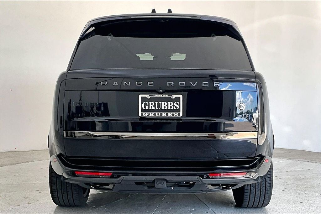2023 Land Rover Range Rover SV