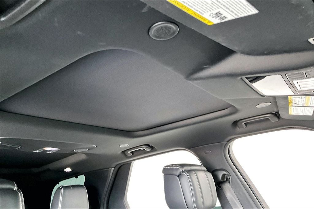2023 Land Rover Discovery HSE R-Dynamic