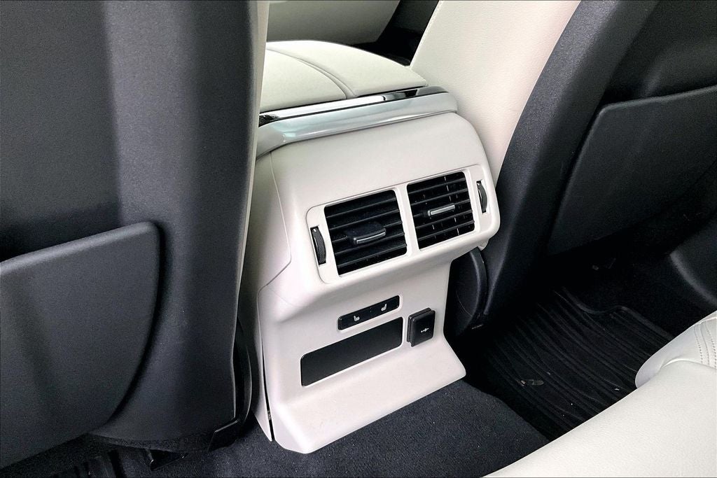 2022 Land Rover Range Rover Velar P250 R-Dynamic S