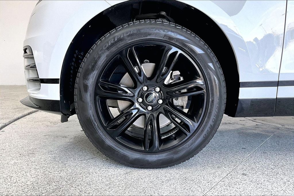 2022 Land Rover Range Rover Velar P250 R-Dynamic S