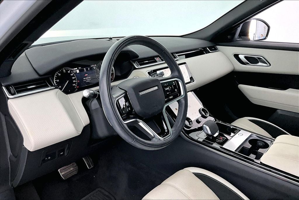 2022 Land Rover Range Rover Velar P250 R-Dynamic S
