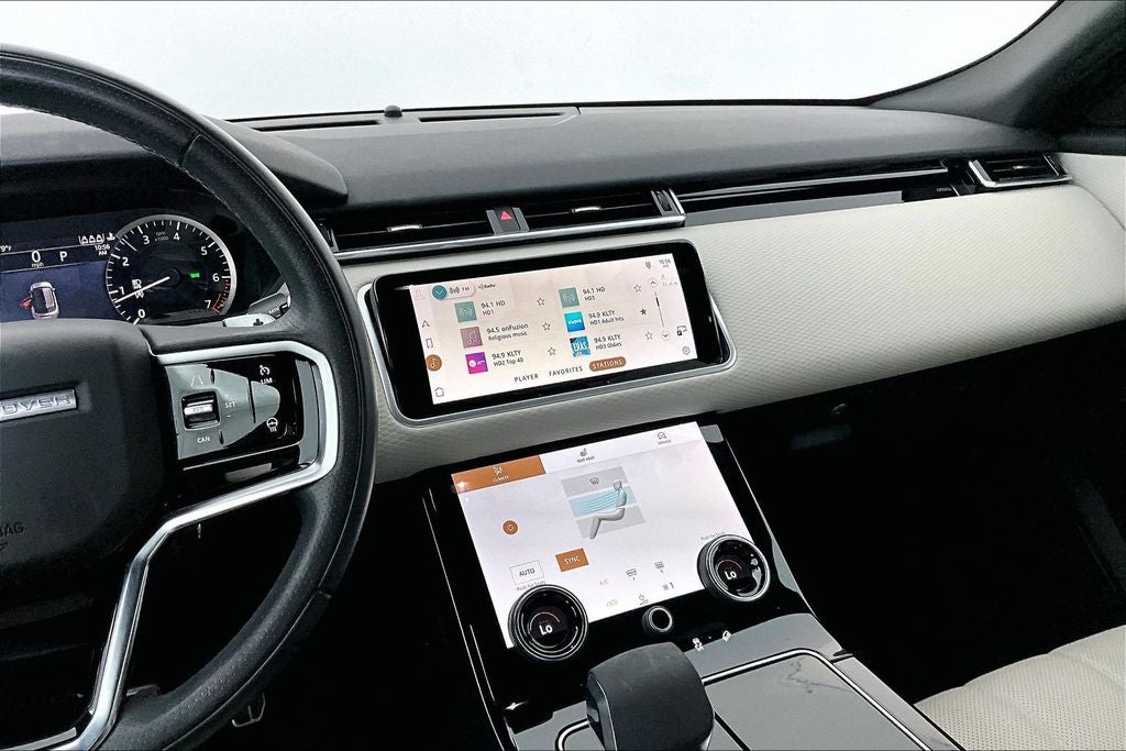 2022 Land Rover Range Rover Velar P250 R-Dynamic S