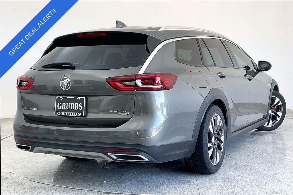 2018 Buick Regal TourX Essence