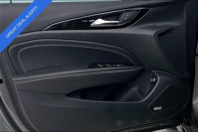 2018 Buick Regal TourX Essence
