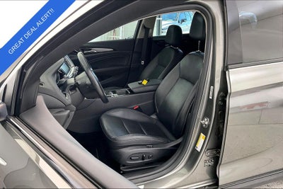 2018 Buick Regal TourX Essence