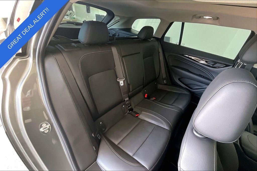 2018 Buick Regal TourX Essence