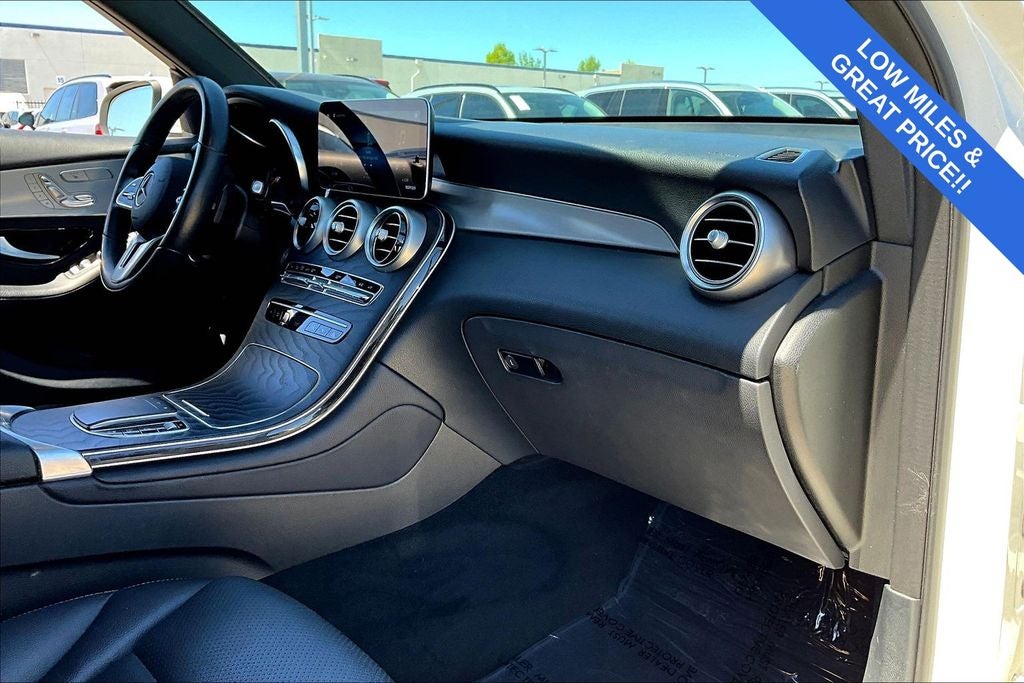 2022 Mercedes-Benz GLC GLC 300