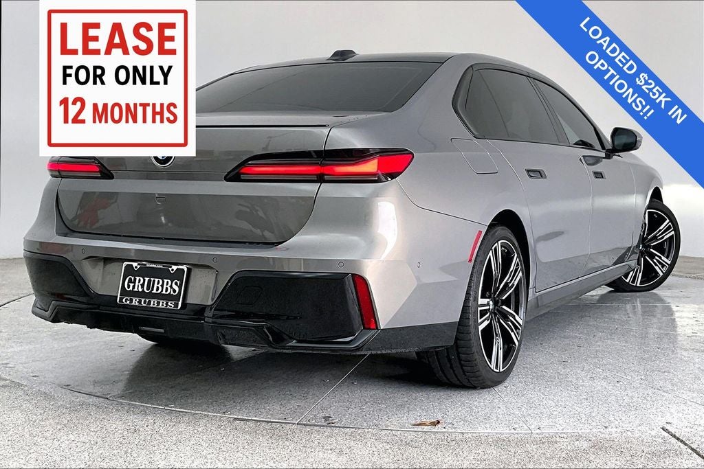 2025 BMW 7 Series 740i