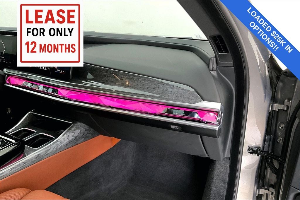 2025 BMW 7 Series 740i