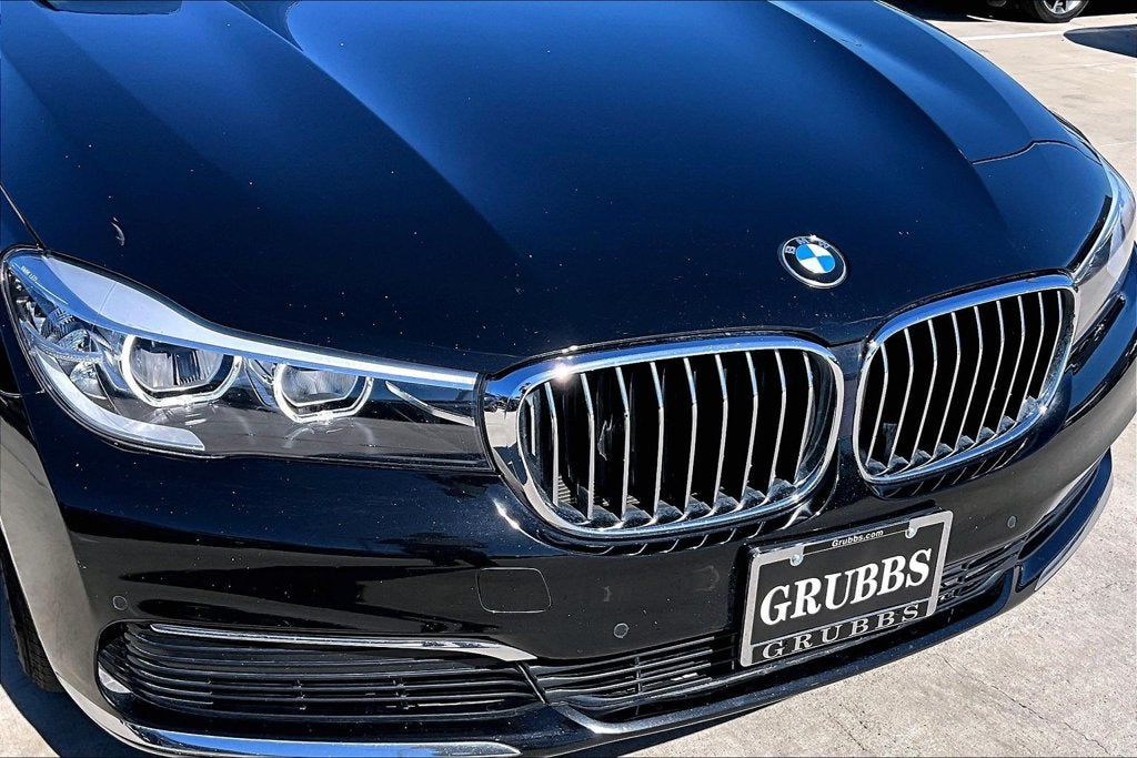 2019 BMW 7 Series 740i
