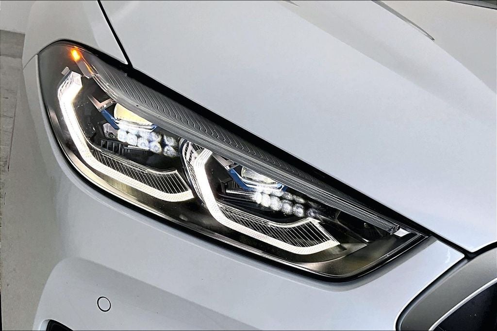 2026 BMW 8 Series 840i