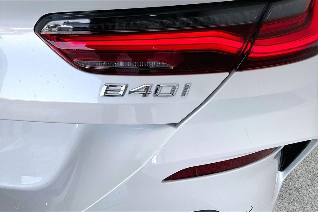 2026 BMW 8 Series 840i