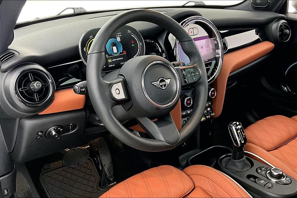 2024 MINI Cooper SE Electric Signature