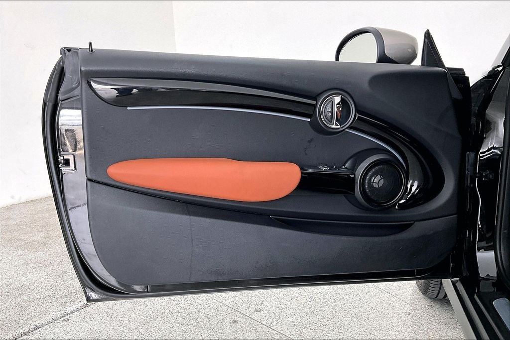 2024 MINI Cooper SE Electric Signature