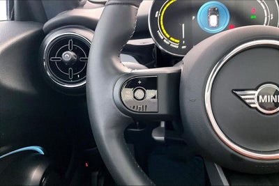 2024 MINI Cooper SE Electric Signature