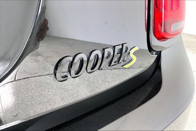 2024 MINI Cooper SE Electric Signature