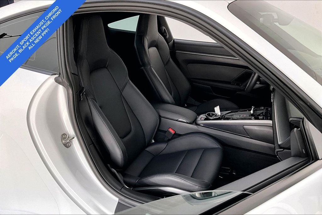 2025 Porsche 911 Carrera