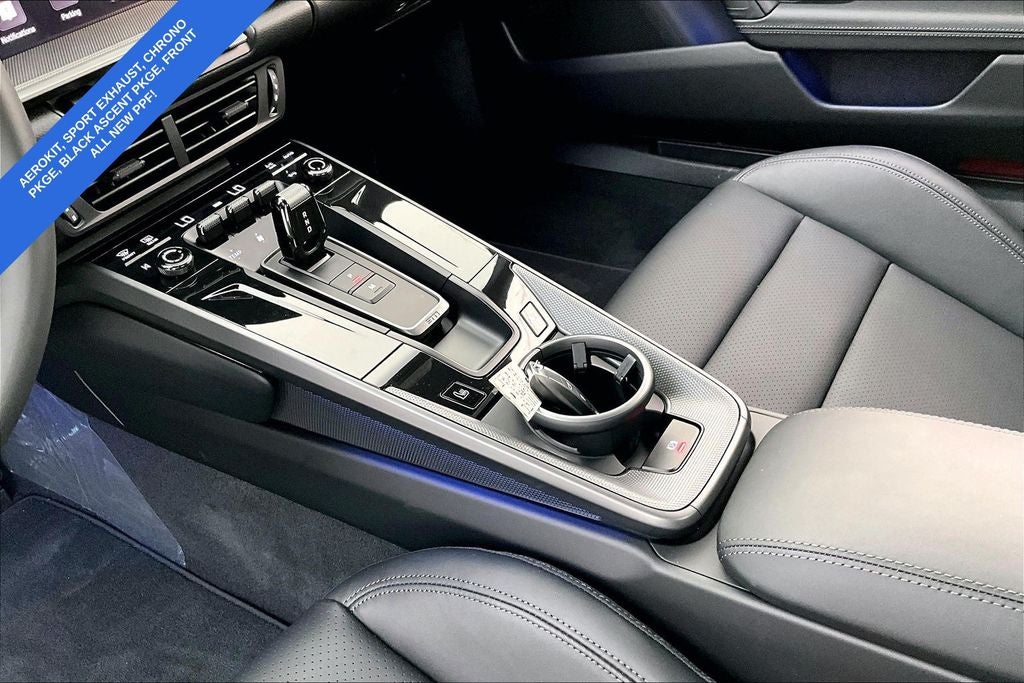 2025 Porsche 911 Carrera