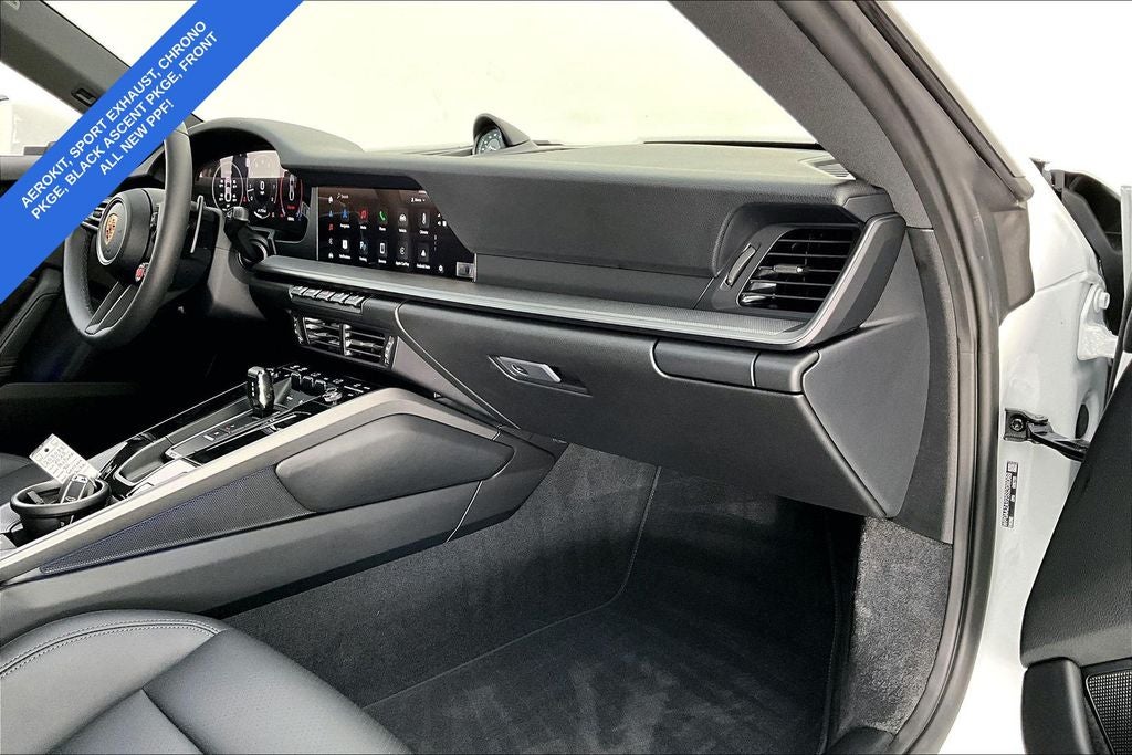 2025 Porsche 911 Carrera