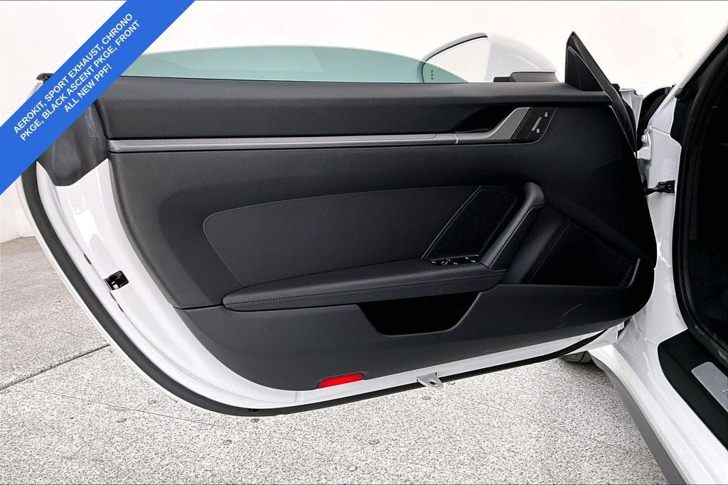 2025 Porsche 911 Carrera