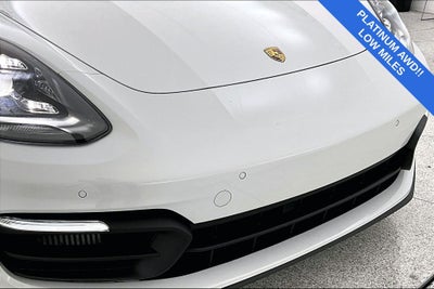 2022 Porsche Panamera 4 Platinum Edition