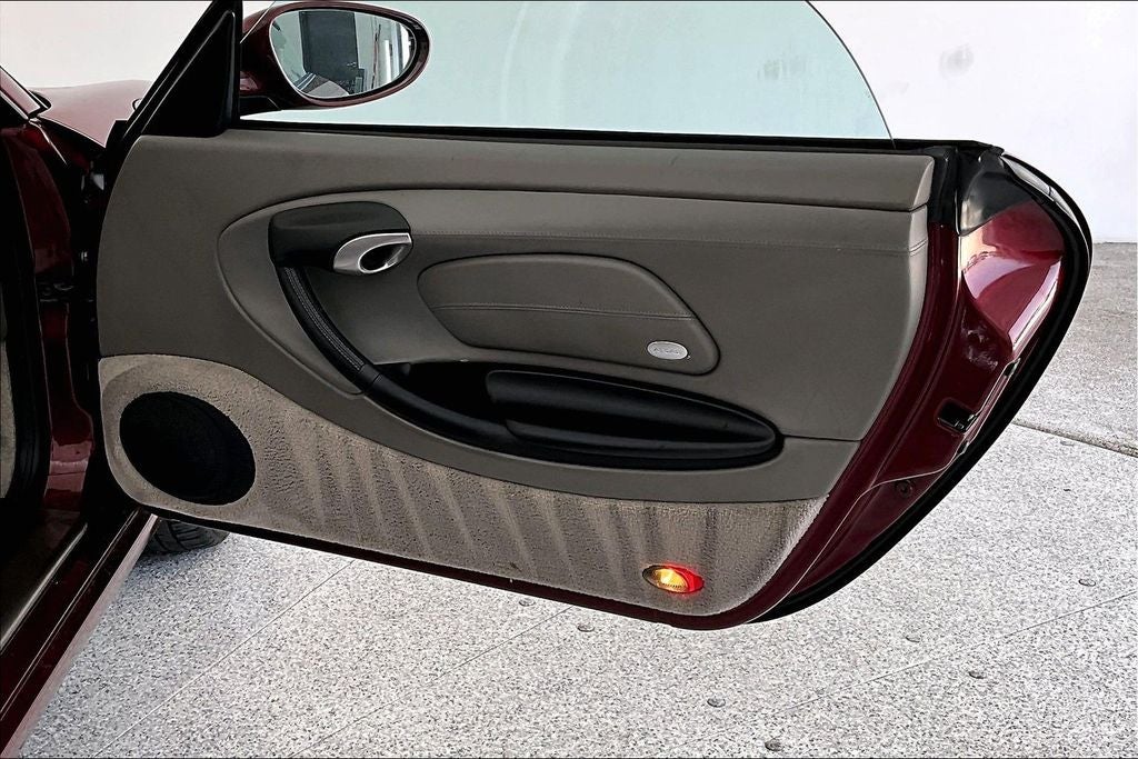 2000 Porsche Boxster Base