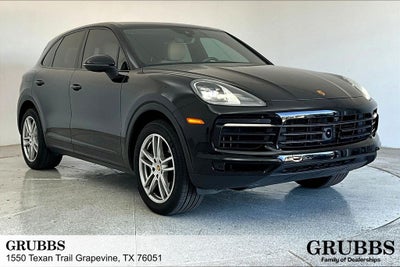 2022 Porsche Cayenne Base