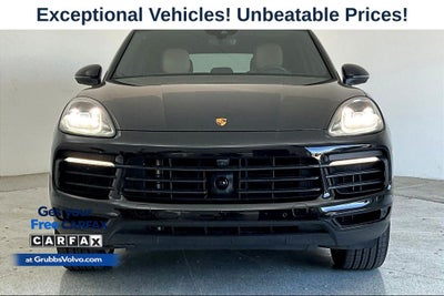 2022 Porsche Cayenne Base