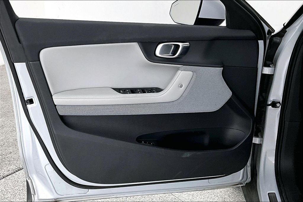 2023 Polestar 2 Long Range Dual Motor Performance Plus