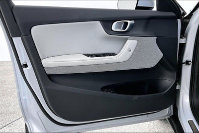 2023 Polestar 2 Long Range Dual Motor Performance Plus