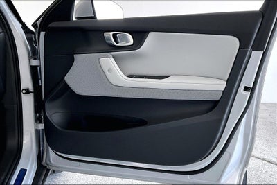 2023 Polestar 2 Long Range Dual Motor Performance Plus