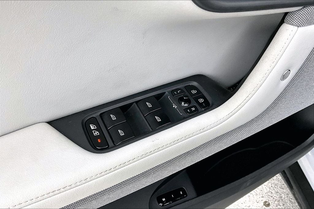 2023 Polestar 2 Long Range Dual Motor Performance Plus