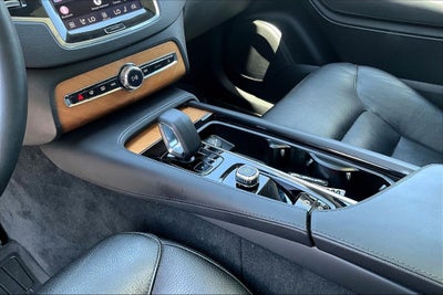 2023 Volvo XC90 B6 Plus 6-Seater