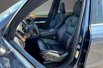2023 Volvo XC90 B6 Plus 6-Seater