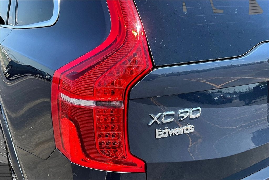 2023 Volvo XC90 B6 Plus 6-Seater