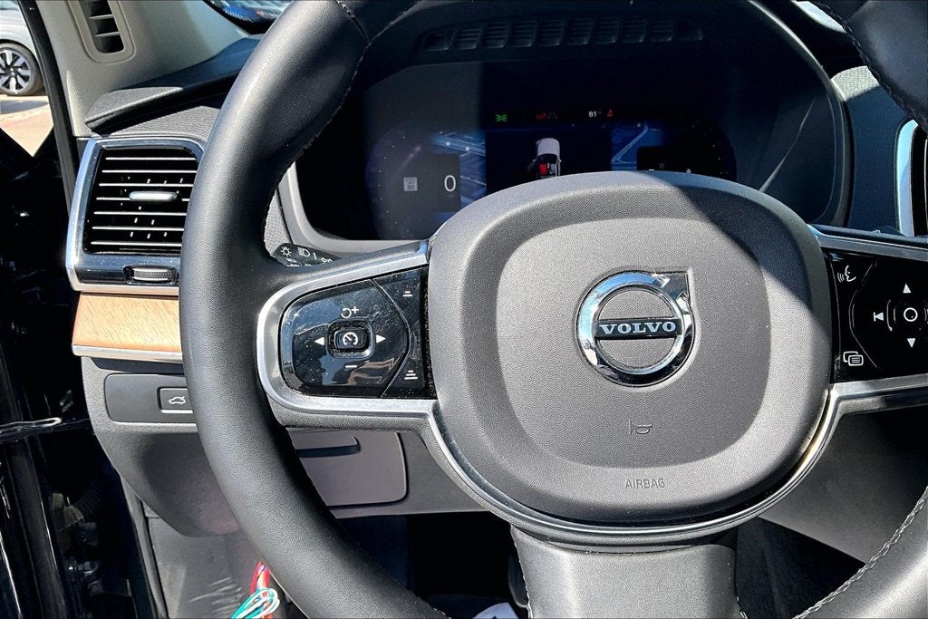 2023 Volvo XC90 B6 Plus 6-Seater
