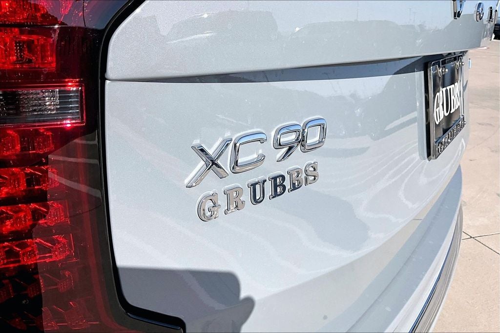 2026 Volvo XC90 B6 Plus 6-Seater