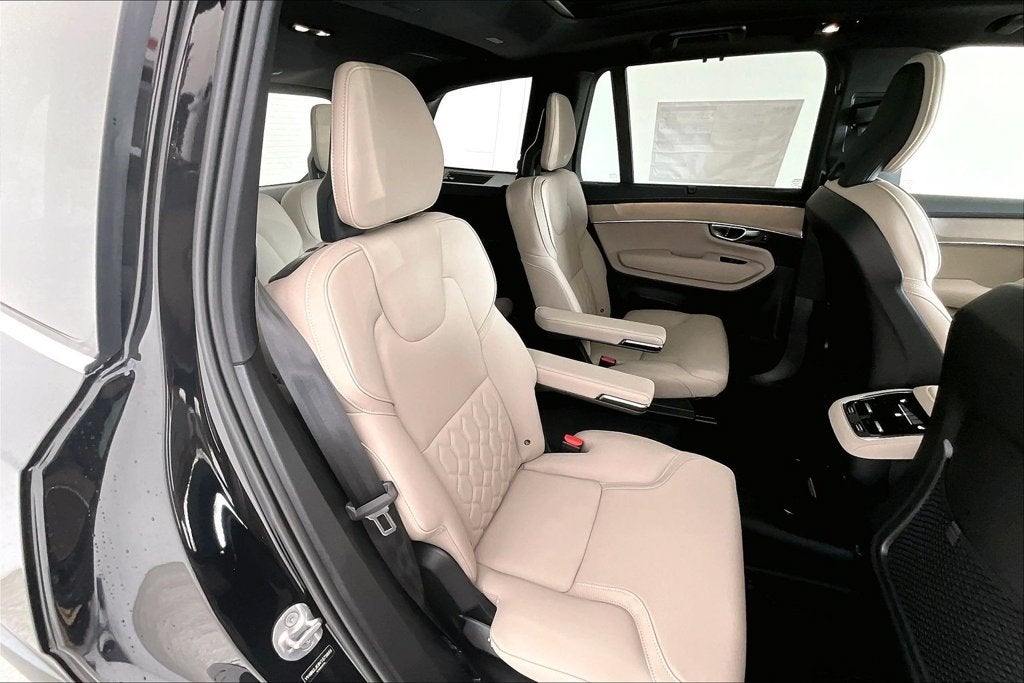 2027 Volvo XC90 B6 Plus 6-Seater