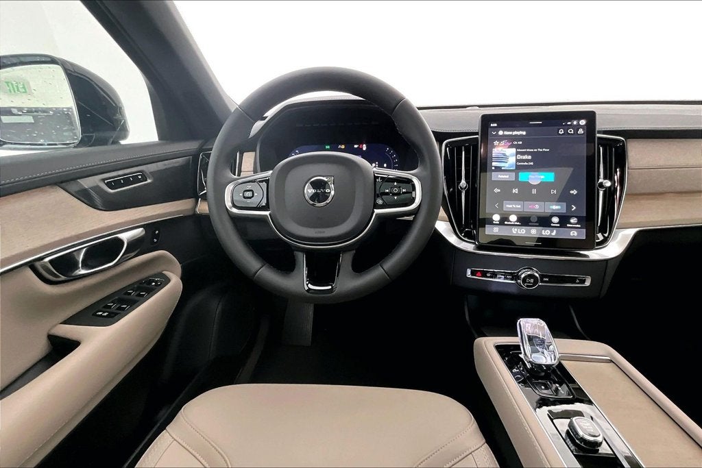 2027 Volvo XC90 B6 Plus 6-Seater