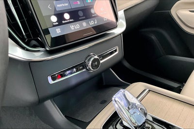 2027 Volvo XC90 B6 Plus 6-Seater