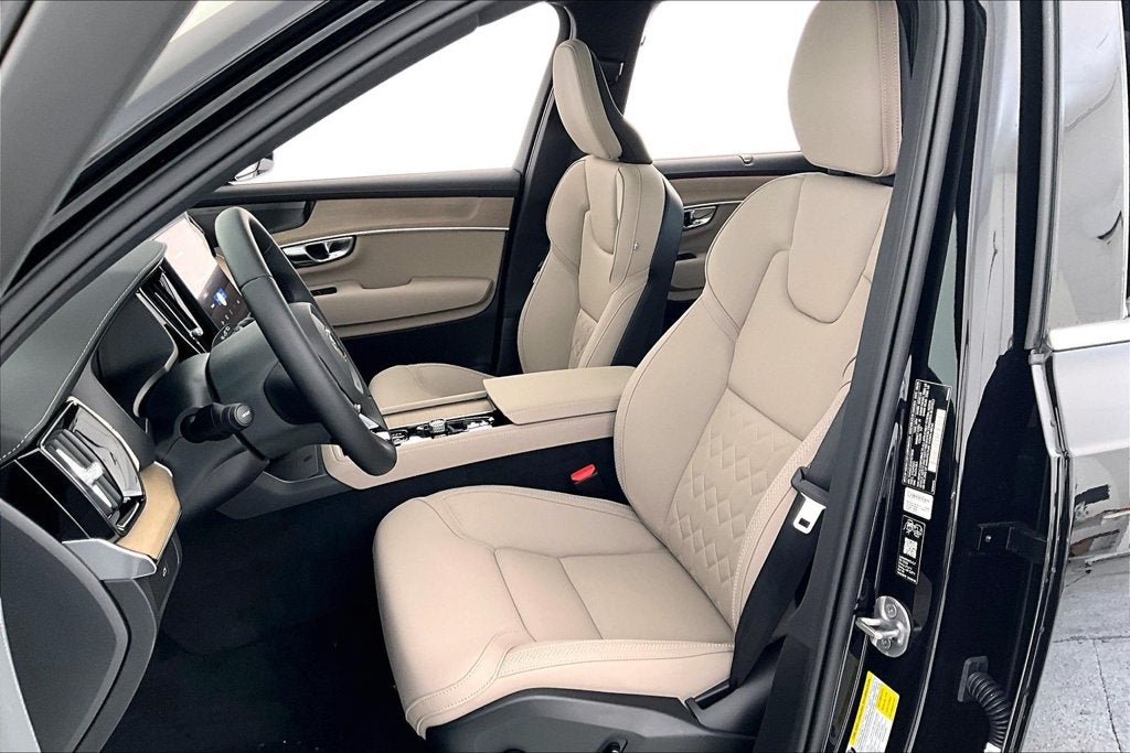 2027 Volvo XC90 B6 Plus 6-Seater