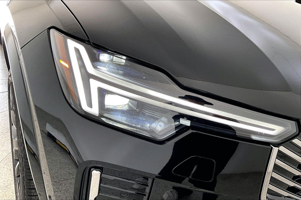 2027 Volvo XC90 B6 Plus 6-Seater
