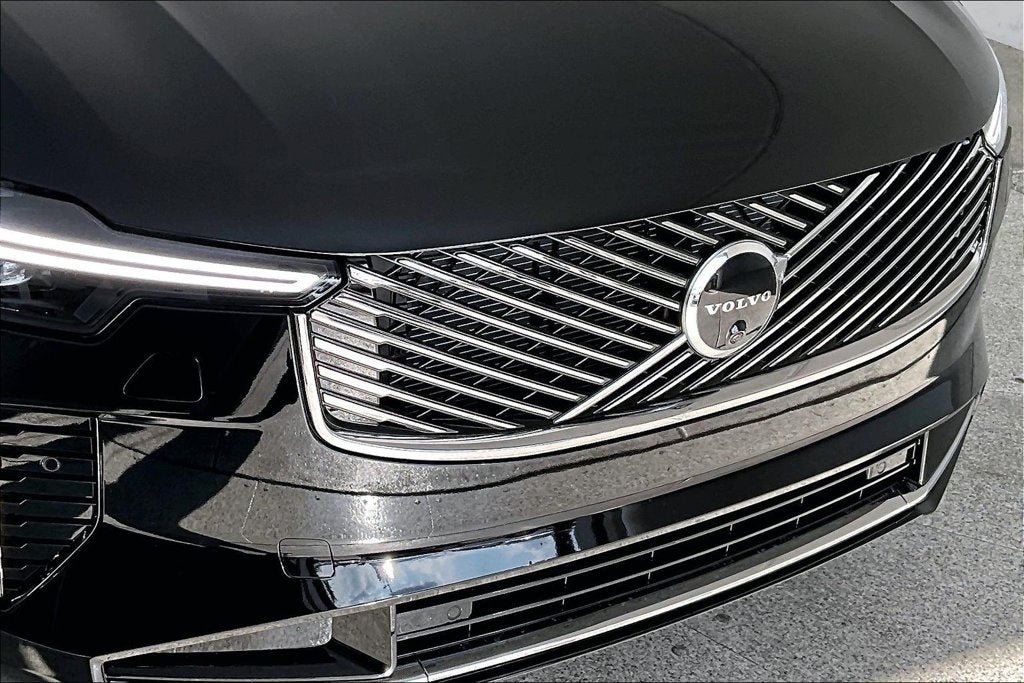 2027 Volvo XC90 B6 Plus 6-Seater
